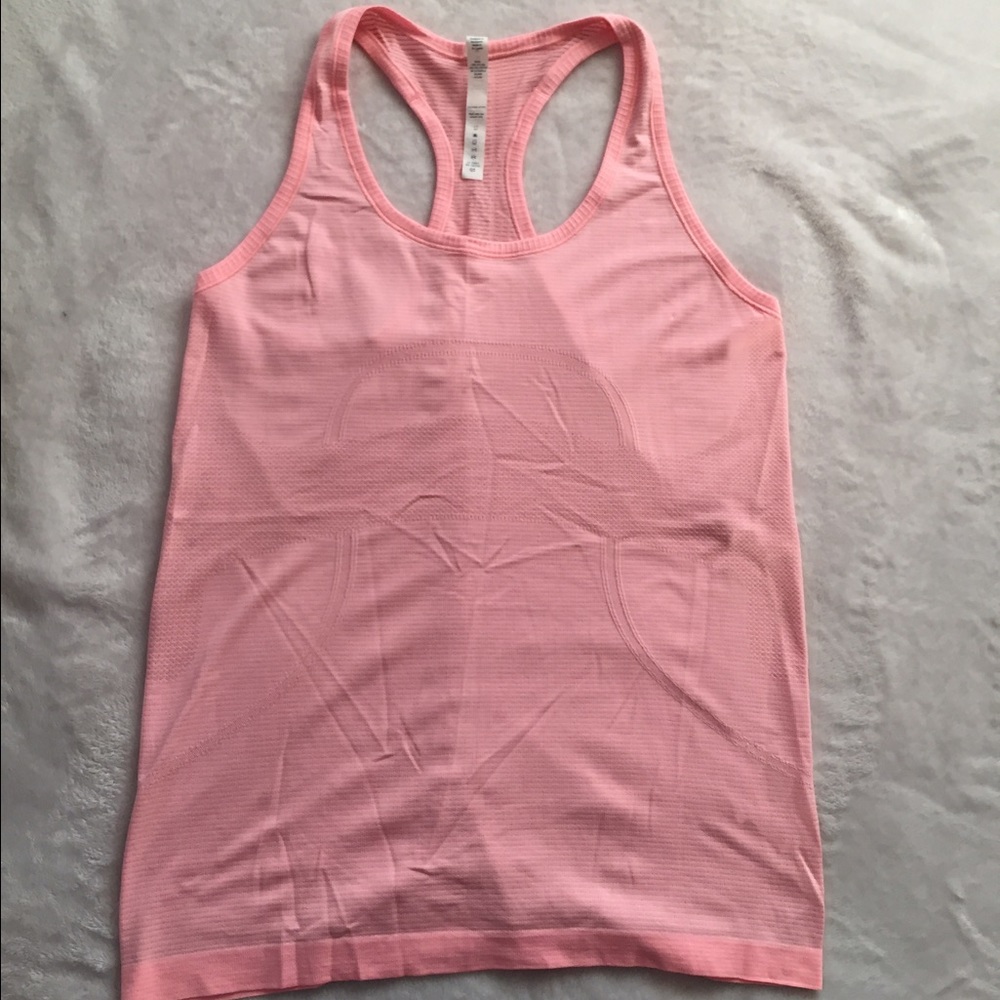 Lululemon razorback