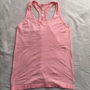 Lululemon razorback
