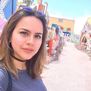 Meet your Posher, Maria