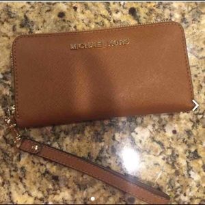 Michael Kors Wristlet