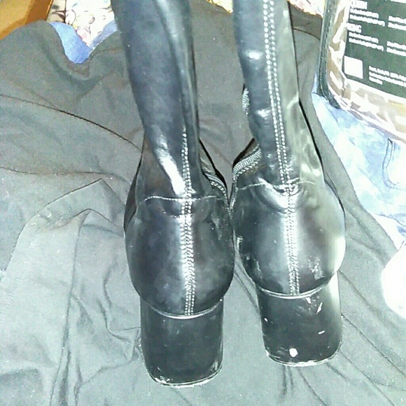 GoGo Boots - Picture 3 of 3