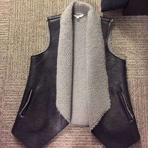 Jack shearling vest