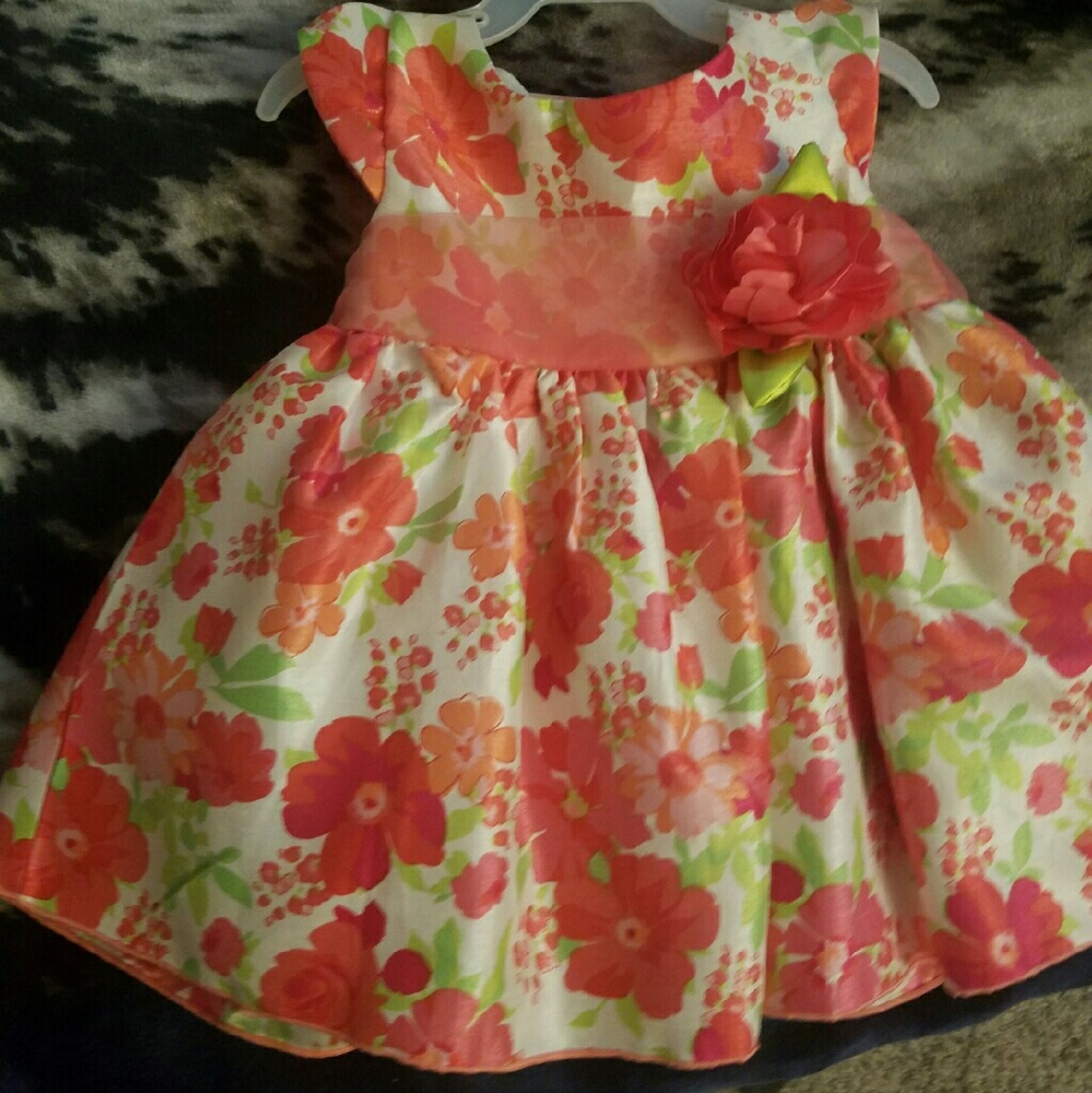 13$ Dress pink new ... Philips norelco 20$