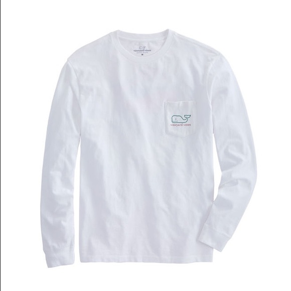 BRAND NEW Vineyard Vines Holiday Tee - Picture 2 of 4
