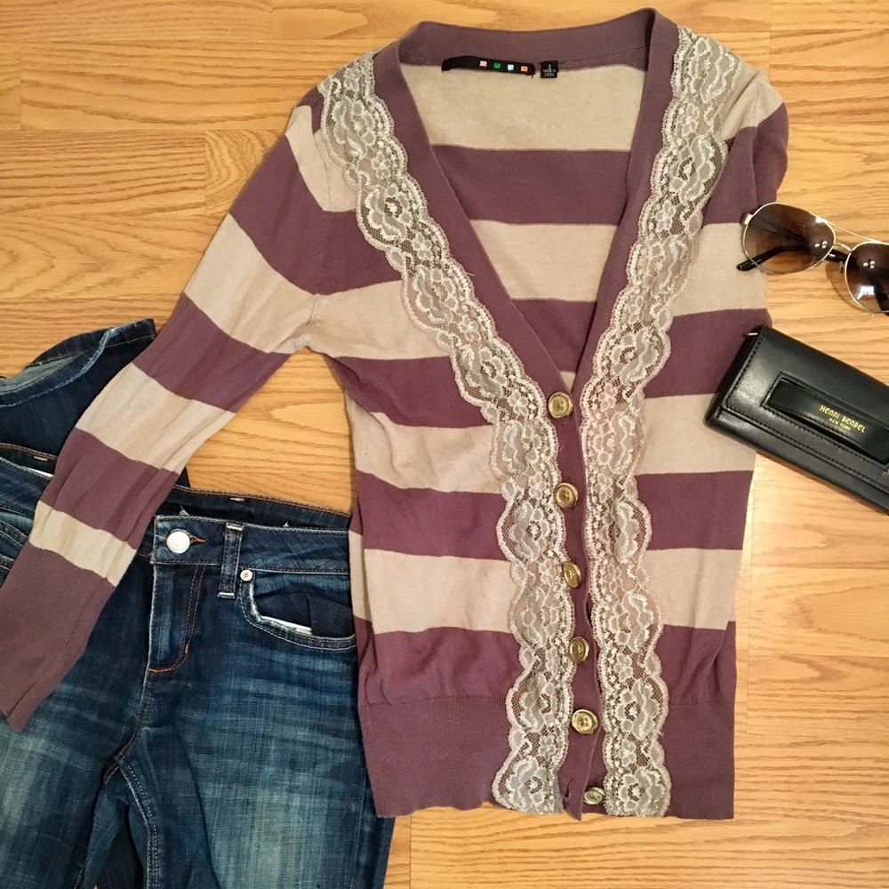 Lace Sweater - Picture 3 of 6
