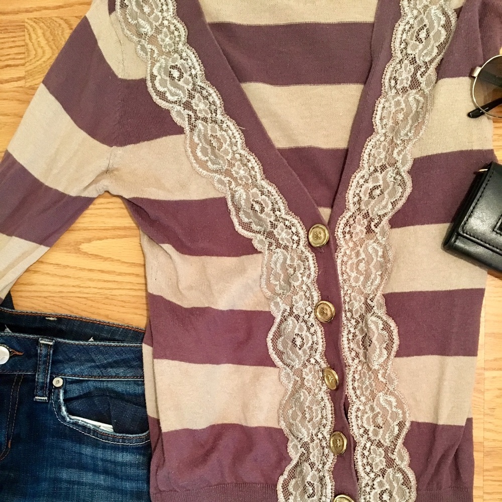 Lace Sweater - Picture 4 of 6