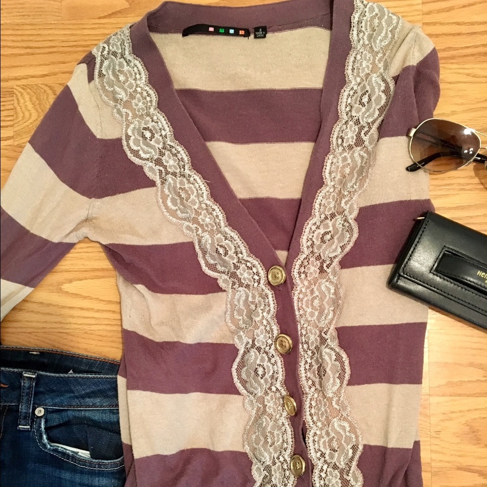 Lace Sweater - Picture 5 of 6
