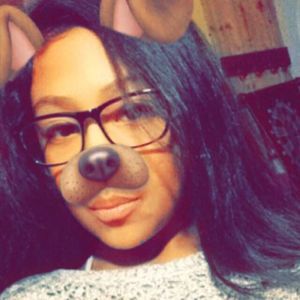 Meet your Posher, Romina