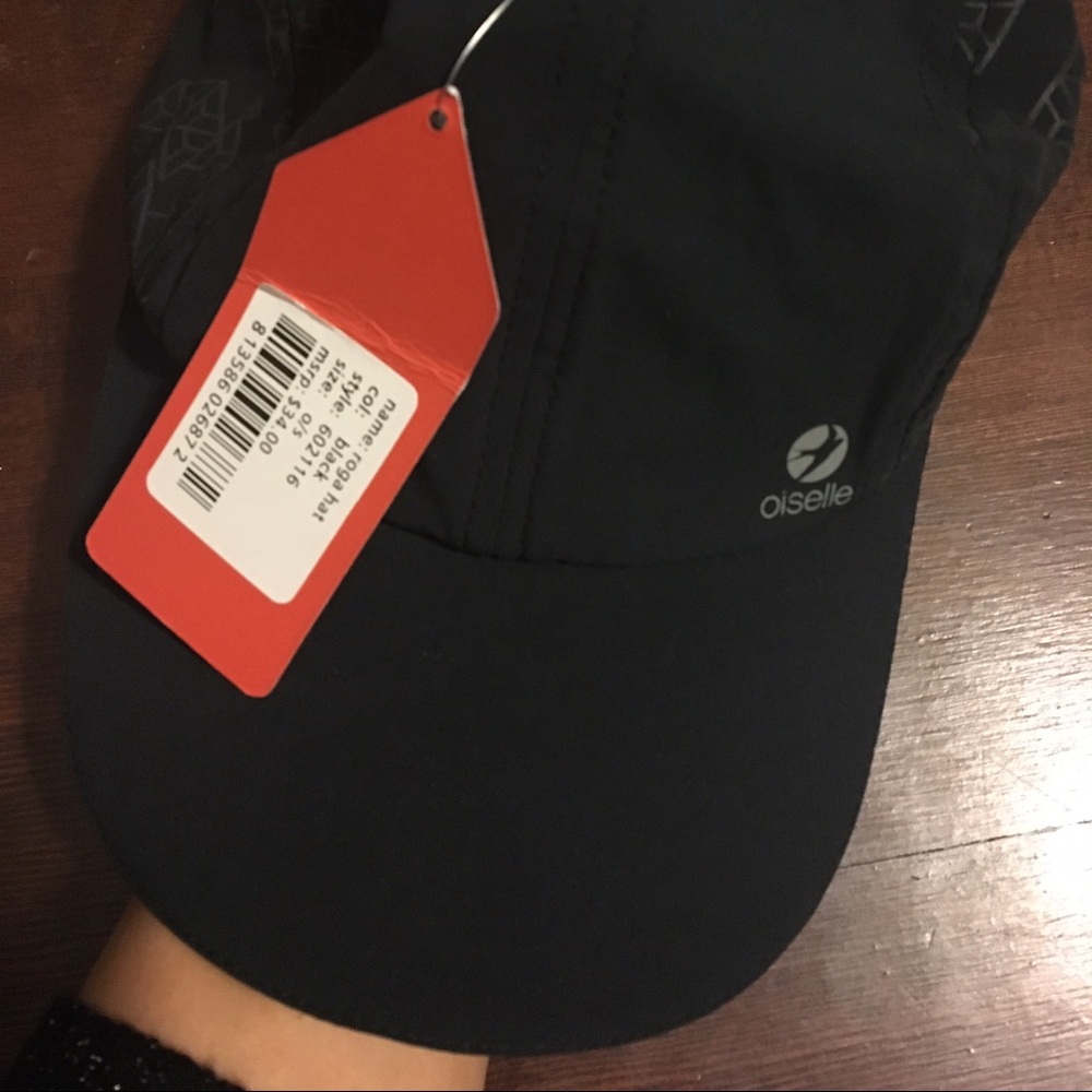Oiselle running hat