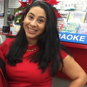 Meet your Posher, Christina