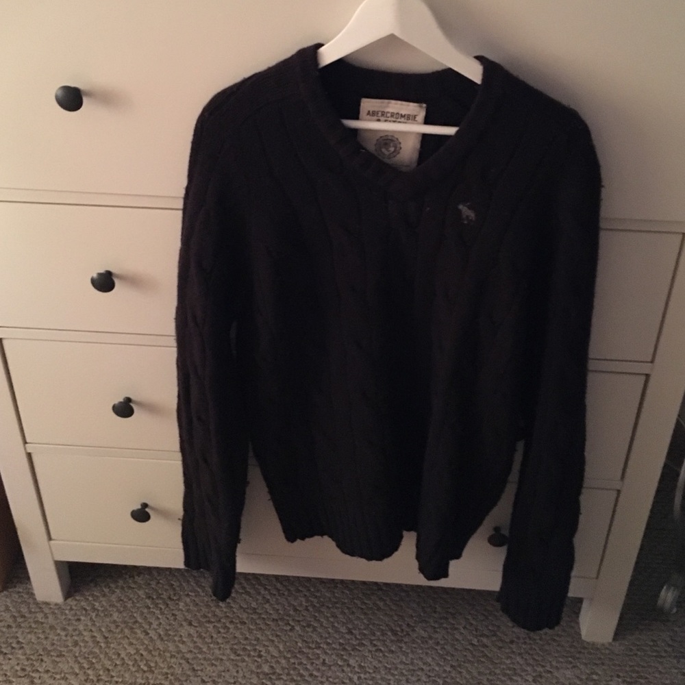 A&F knitted brown v-neck Sweater