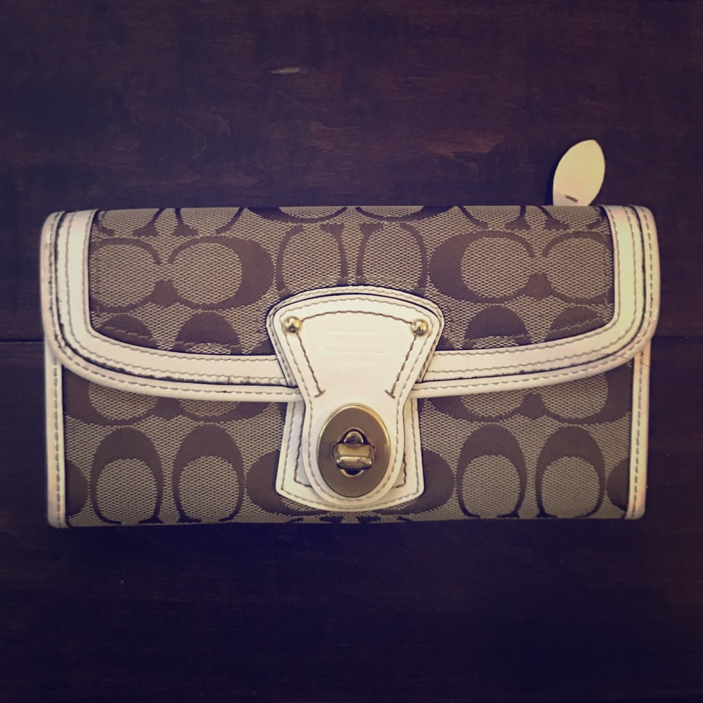 Coach white beige wallet