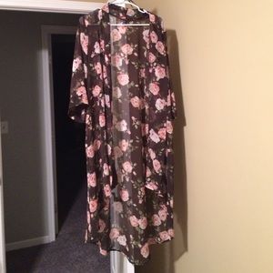 Long Floral kimono.