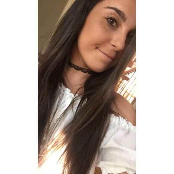 Meet your Posher, Katie - Picture 1 of 1