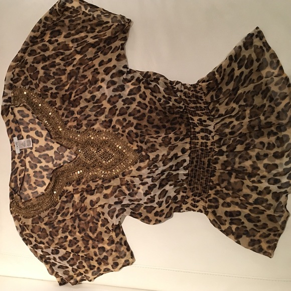 Cache Tops - Animal print tunic