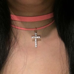 Cross shape multistone choker