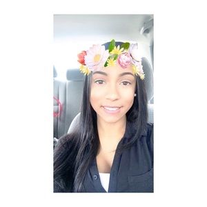 Meet your Posher, Stephanie