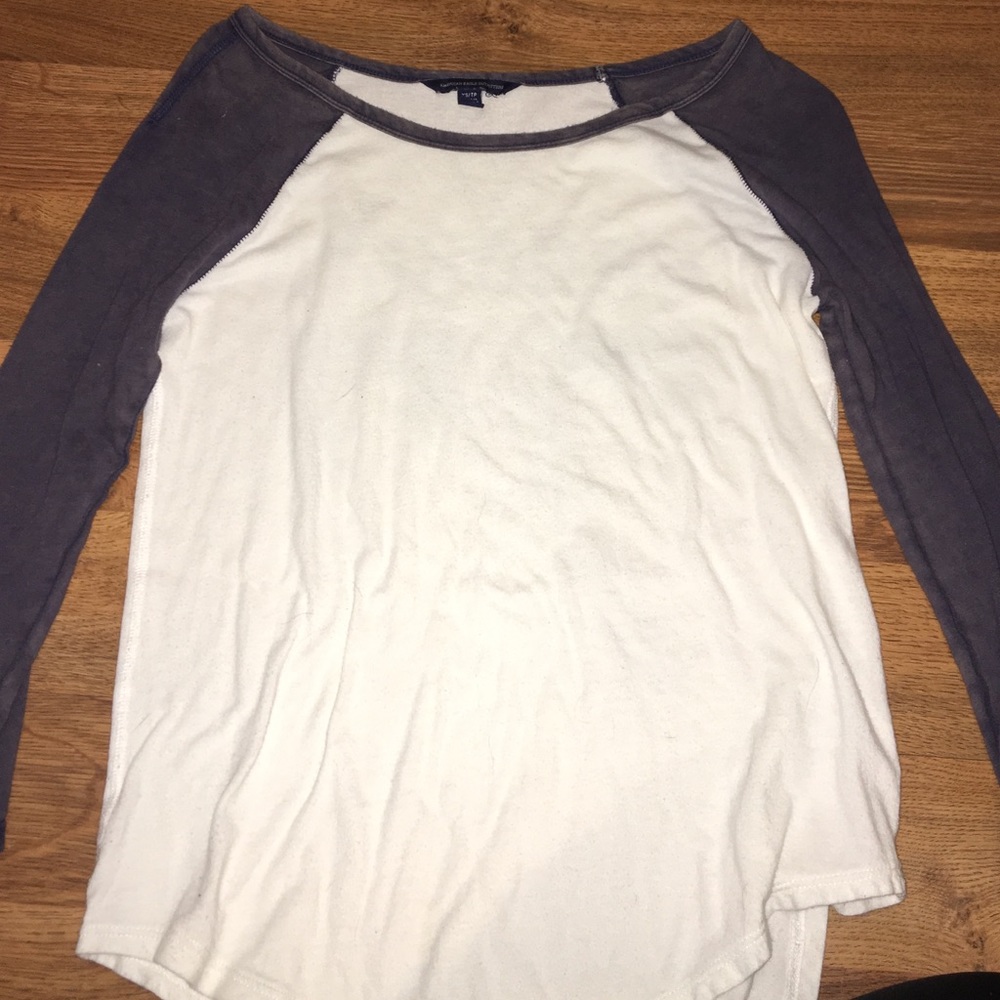 American eagle long sleeve shirt