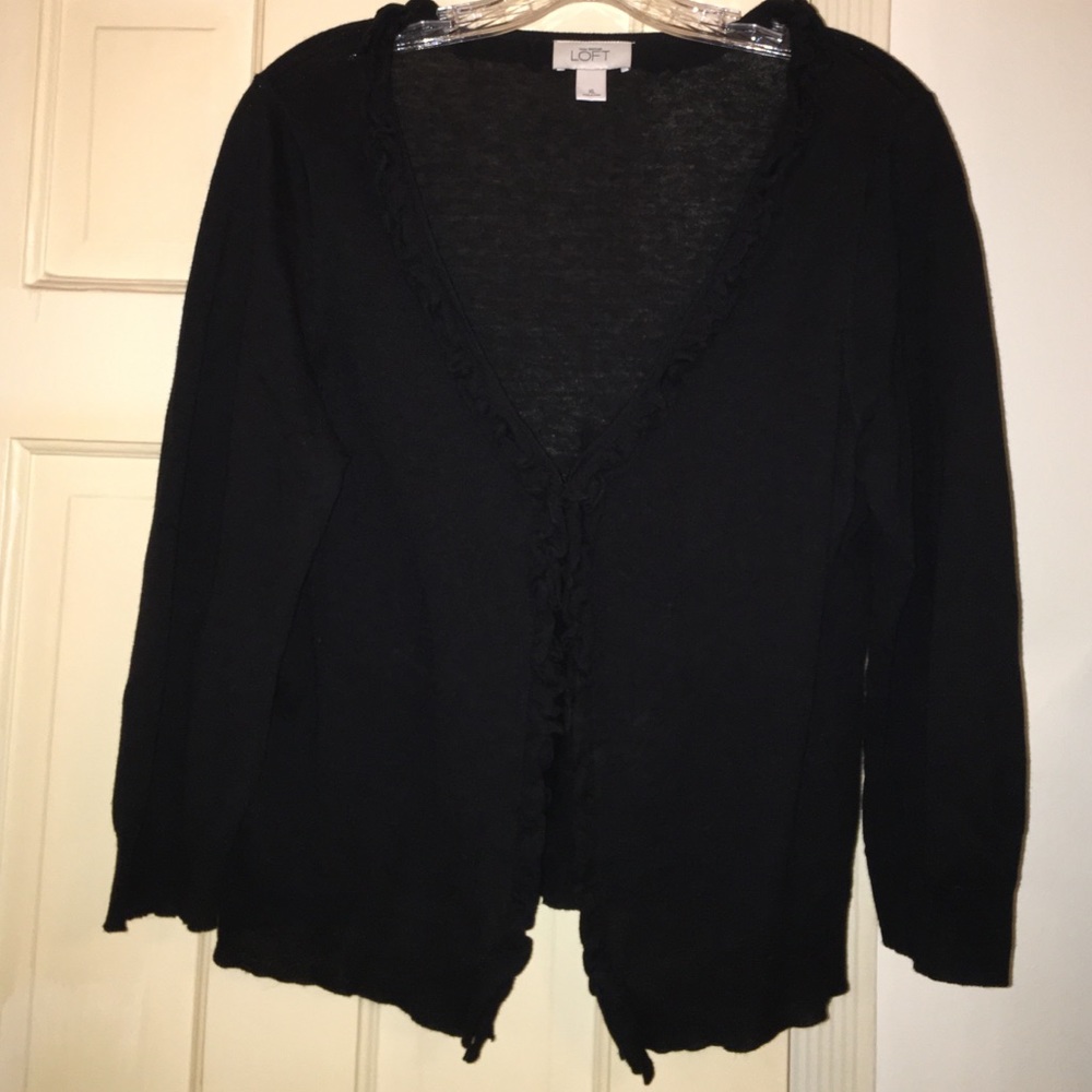 Black linen cotton v-neck ruffle cardigan