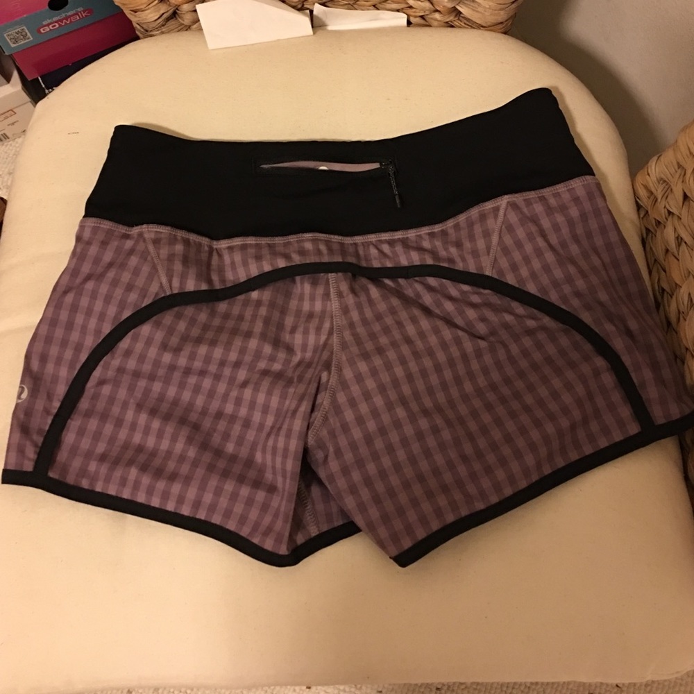 lululemon purple plaid run times short