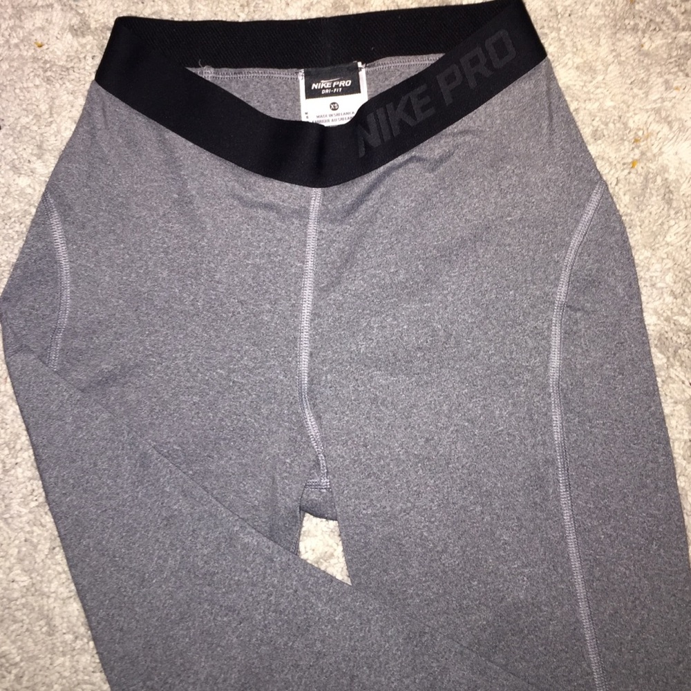 Grey XS Nike leggings