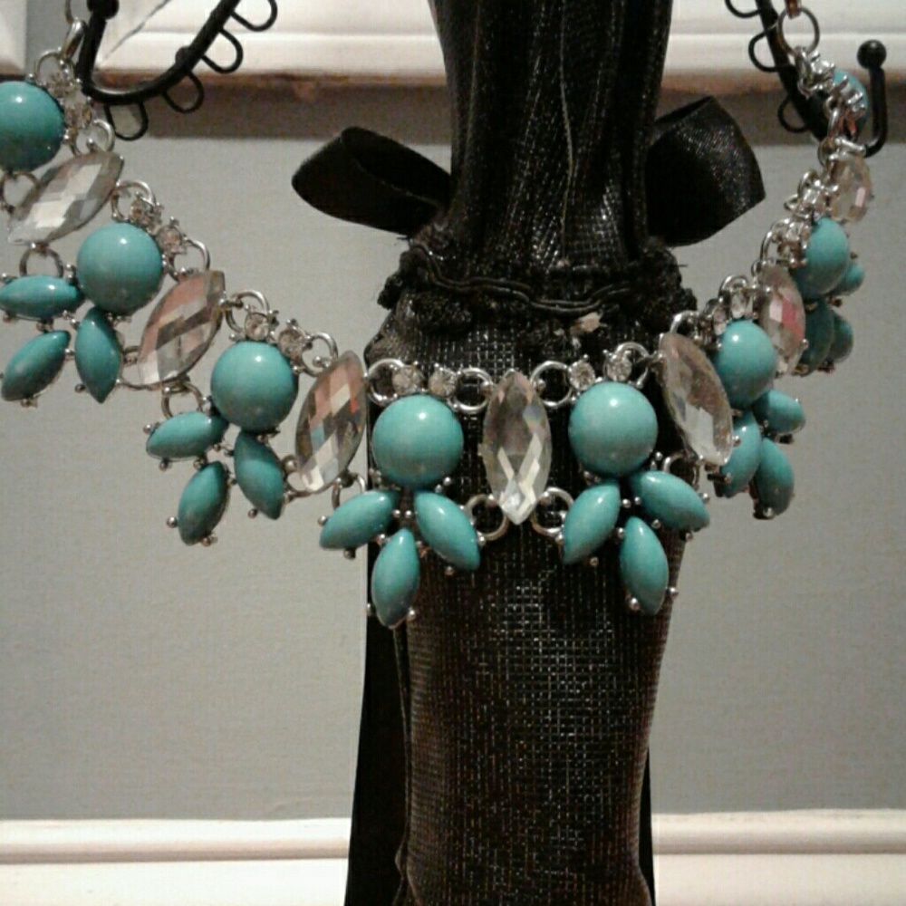 Necklace - Picture 2 of 2