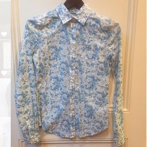 Super Cute Floral Button Down