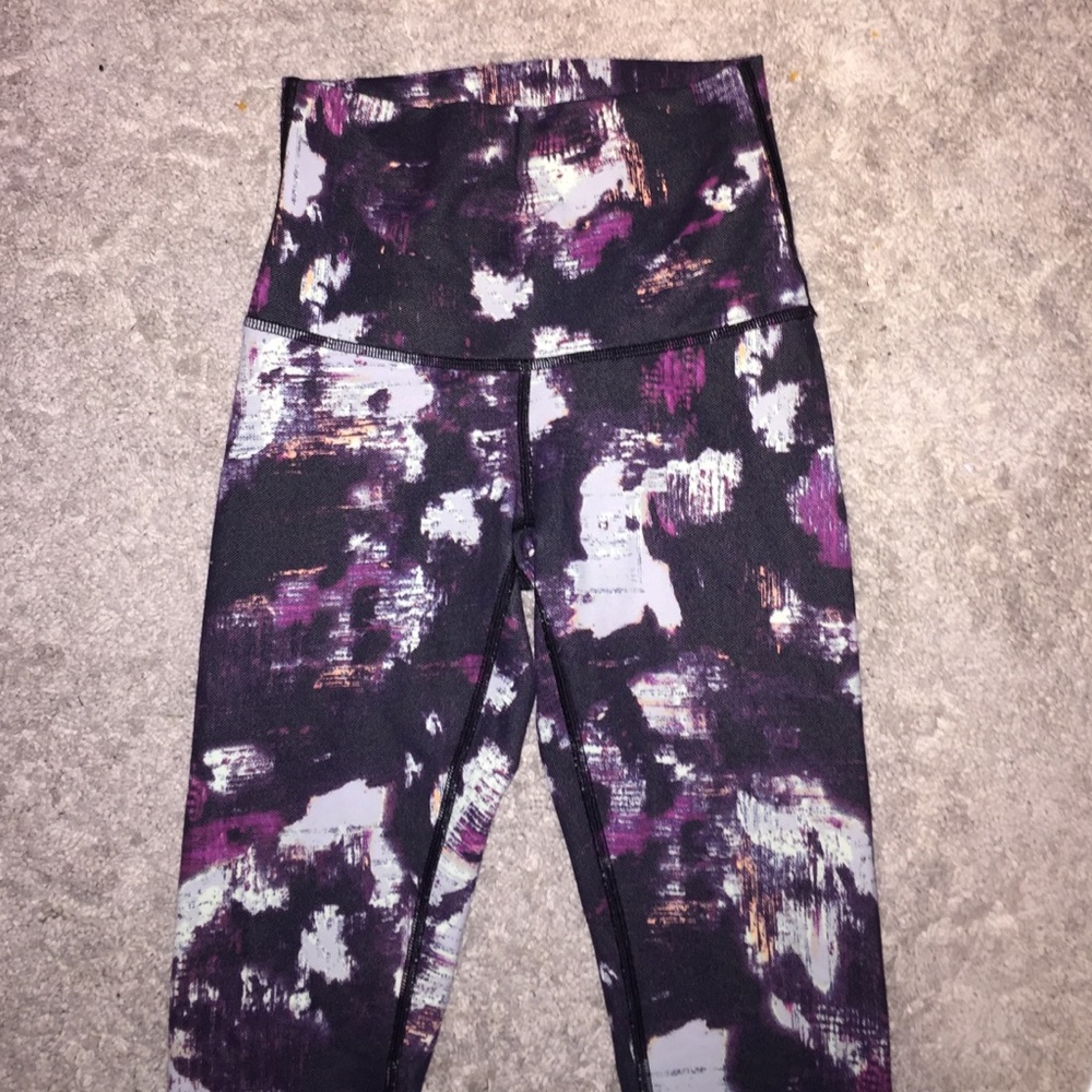 Lululemon size 4 leggings