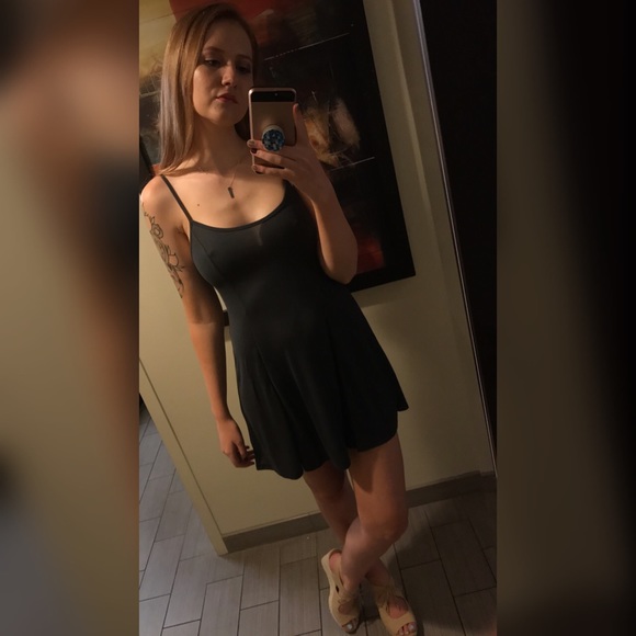 🐶Meet Your Posher🐶 - Picture 2 of 2