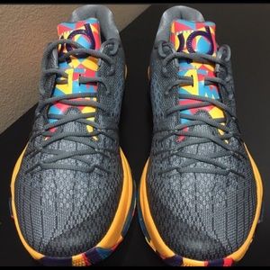 Rare Nike KD8 shoes!