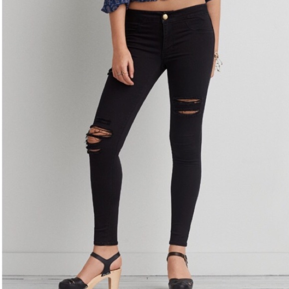 American Eagle Destroyed Black Skinny Jeans