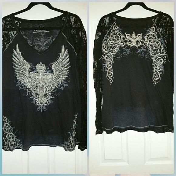 Long sleeved, lace arm shirt - Picture 2 of 3