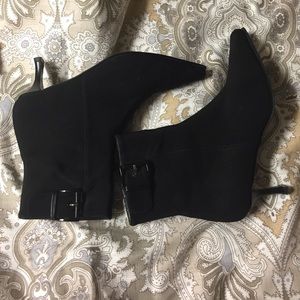 Stuart Weitzman sz 6.5 MAKE OFFER!!