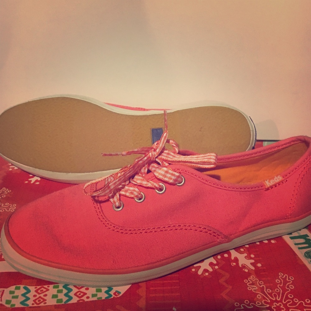 Coral keds