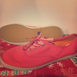 Coral keds