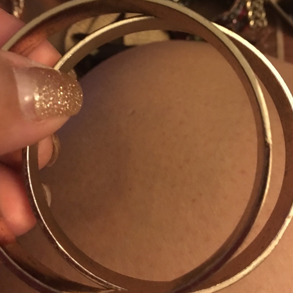 Bracelets - Picture 3 of 3
