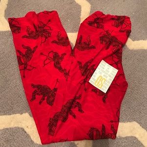 Brand new Lularoe OS Cupid valentines leggings