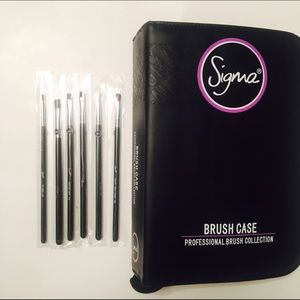 New sigma makeup brushes and case