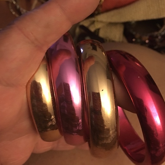 Bracelets - Picture 2 of 4