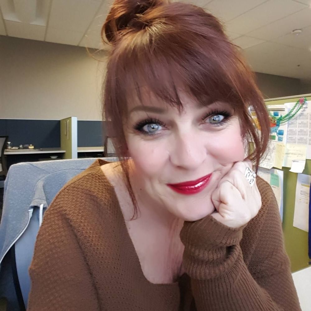 Meet your Posher, Devona