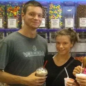 Meet your Posher, Eva