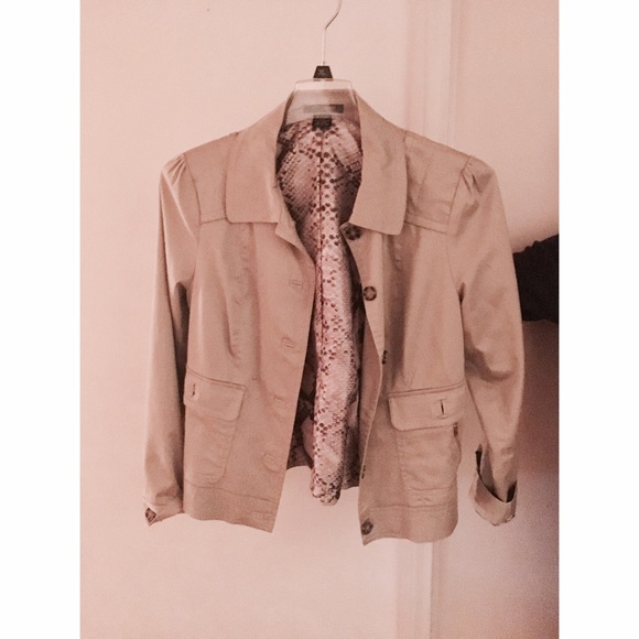 Tan jacket - Picture 3 of 4