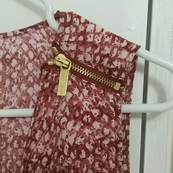 MICHAEL Michael Kors Tops - NWT Michael Kors top with gold zippers