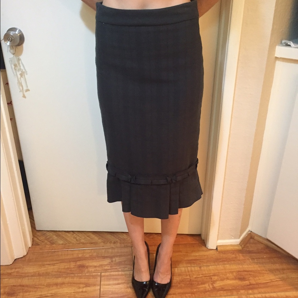 Cue Pencil Skirt, Never Worn size 2, Aus size 6.
