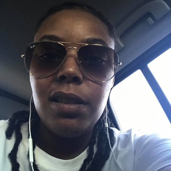 Meet your Posher, Bae - Picture 1 of 1