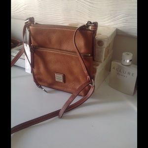 Rooney & Brouke shoulder bag new with the tag.