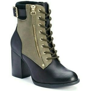 ISO: Apt. 9 two-tone boots