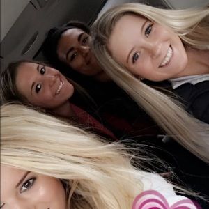 Meet your Posher, Bailey