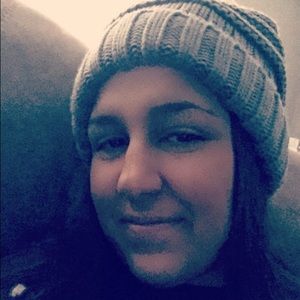 Meet your Posher, Llogan