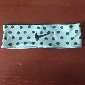 Nike headband